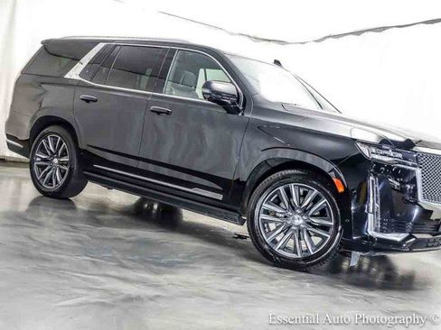 Used 2023 Cadillac Escalade Premium Luxury w/ LPO, Radiant Package AWD/4WD image 4