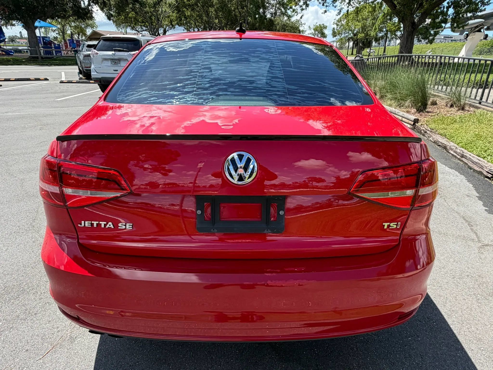 Used 2015 Volkswagen Jetta SE FWD image 13