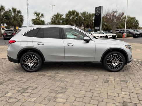 New 2026 Mercedes-Benz GLC 300 image 8