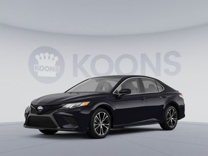 Used 2019 Toyota Camry SE w/ Convenience Package