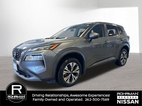 Certified 2022 Nissan Rogue SV image 1