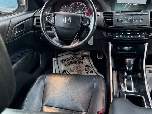 Used 2017 Honda Accord Sport Special Edition image 13