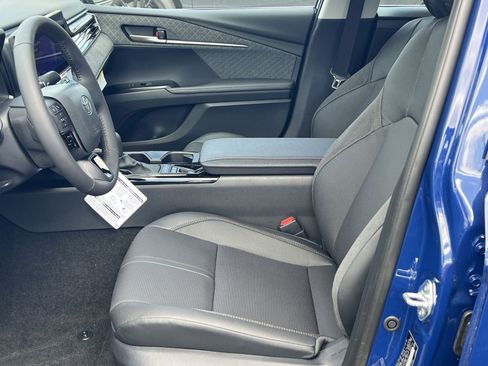 New 2026 Toyota Camry XLE image 7