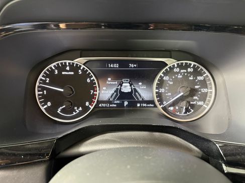 Used 2023 Nissan Pathfinder SV AWD/4WD image 17