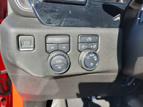 Used 2024 Chevrolet Silverado 1500 LT w/ Protection Package image 28