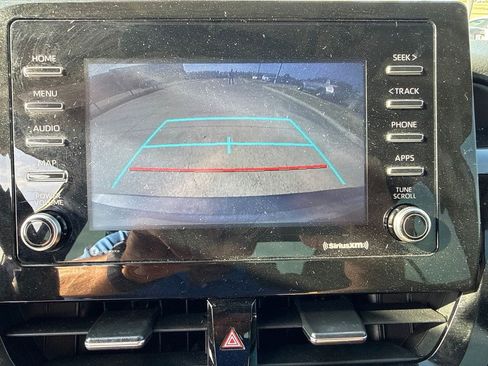 Used 2022 Toyota Camry SE FWD image 25