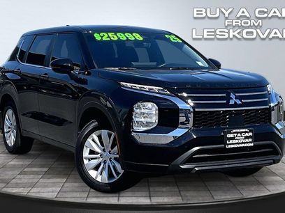Used 2025 Mitsubishi Outlander ES