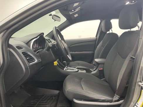 Used 2013 Dodge Avenger SXT w/ Rallye Appearance Group FWD image 14
