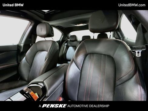 Used 2019 Maserati Ghibli RWD image 12