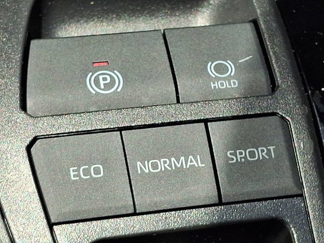 Used 2025 Toyota RAV4 LE FWD image 24