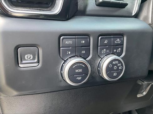 Certified 2024 GMC Sierra 3500 Denali w/ Denali Reserve Package image 14