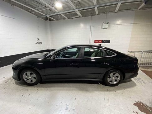 Used 2025 Hyundai Sonata SE FWD image 3