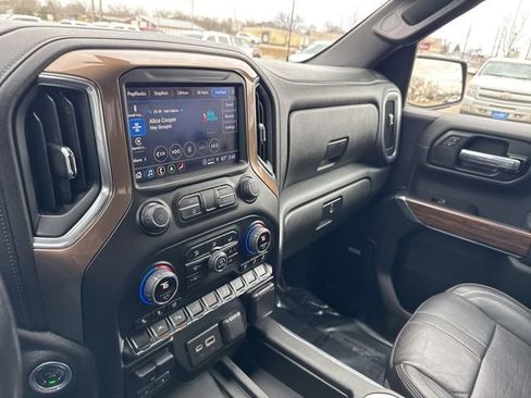 Used 2021 Chevrolet Silverado 1500 High Country w/ Safety Package II AWD/4WD image 12