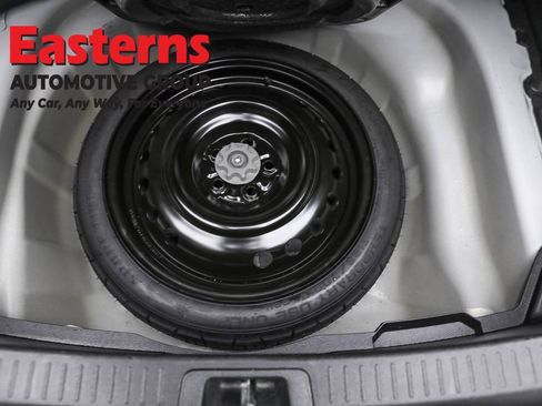 Used 2024 Toyota Corolla LE image 21