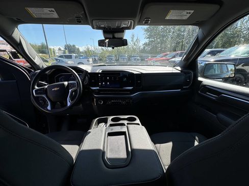 Used 2022 Chevrolet Silverado 1500 LT image 9