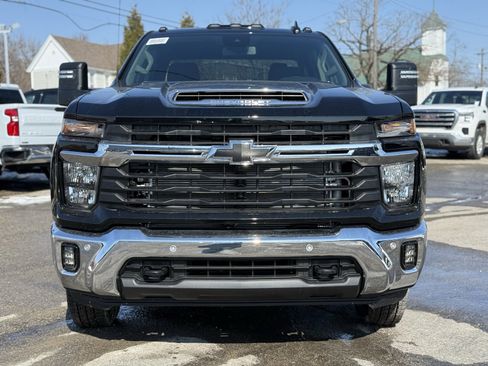 New 2026 Chevrolet Silverado 3500 LT w/ All Star Edition image 10