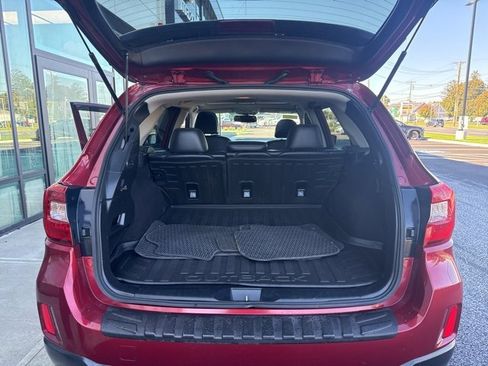 Used 2017 Subaru Outback 2.5i Limited image 8