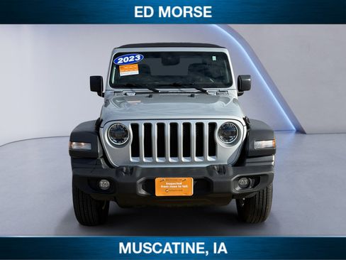 Used 2023 Jeep Wrangler Sport S image 8