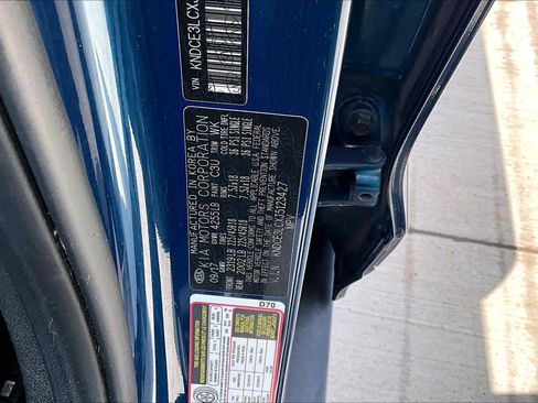 Used 2018 Kia Niro Touring FWD image 34