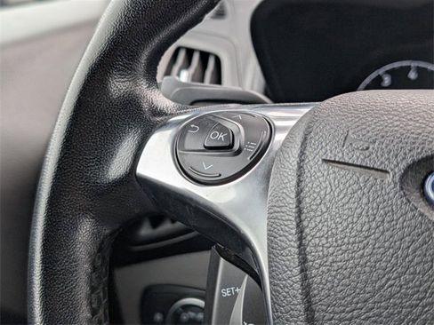 Used 2022 Ford Transit Connect XLT image 29