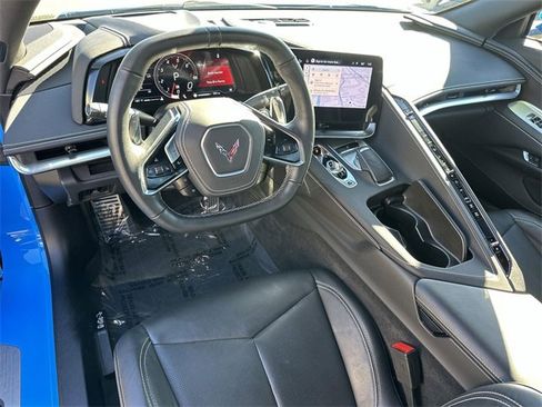 Used 2025 Chevrolet Corvette Stingray Convertible w/ 1LT image 19