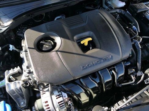 Used 2023 Kia Forte LXS w/ LXS Technology Package image 27