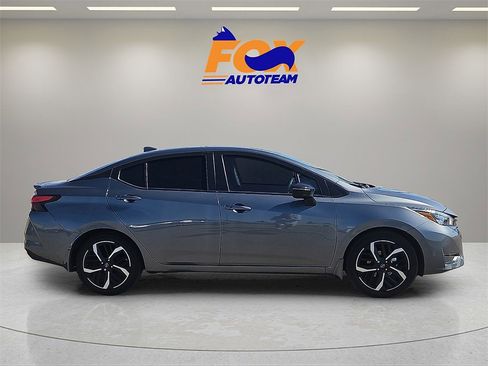 Used 2025 Nissan Versa SR w/ Trunk Package image 6