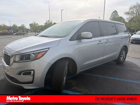 Used 2020 Kia Sedona LX FWD image 1