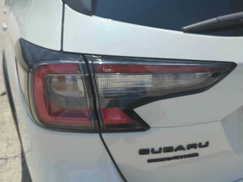 Certified 2025 Subaru Outback Onyx Edition AWD/4WD image 43