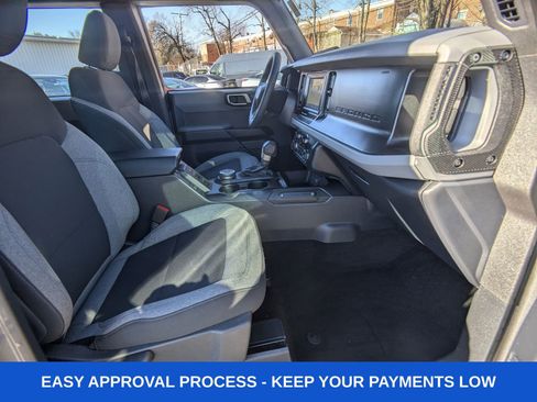 Used 2022 Ford Bronco 4-Door AWD/4WD image 15