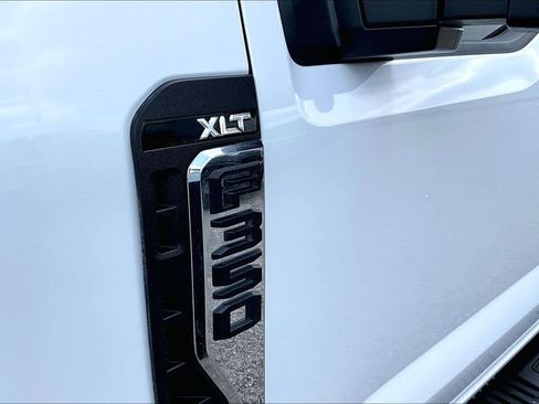 Certified 2024 Ford F350 XLT AWD/4WD image 8