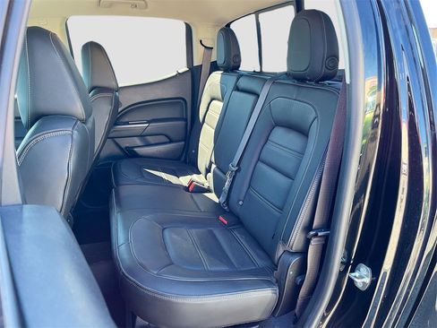 Used 2020 GMC Canyon Denali image 25