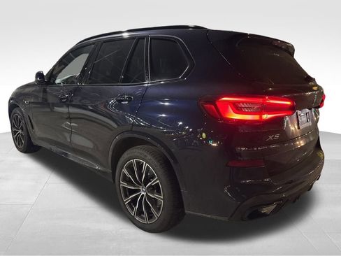 Used 2023 BMW X5 xDrive45e w/ M Sport Package image 2