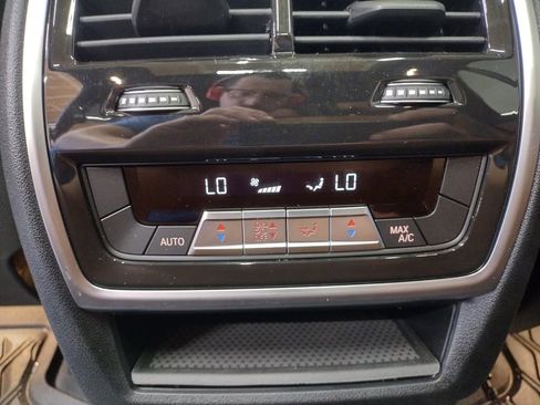 Used 2023 BMW X5 xDrive40i w/ M Sport Package AWD/4WD image 43