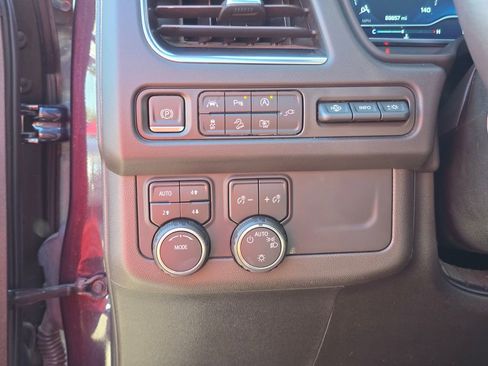 Certified 2022 Chevrolet Tahoe High Country AWD/4WD image 31