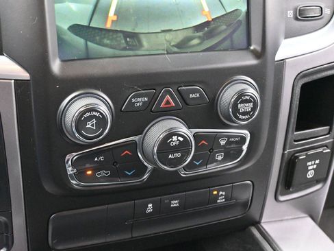 Used 2021 RAM 1500 Classic Warlock w/ Luxury Group image 20