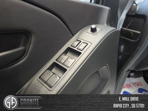 New 2026 Nissan Frontier SV w/ SV Convenience Package image 11