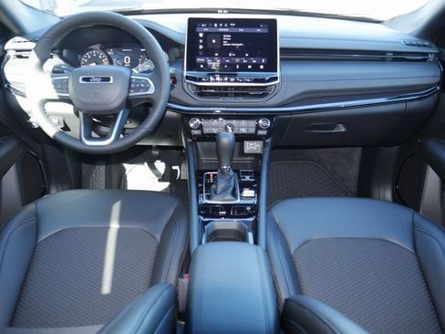 New 2025 Jeep Compass Latitude w/ Convenience Group image 7