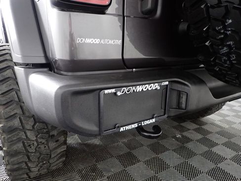 Used 2021 Jeep Wrangler Unlimited Sport image 13