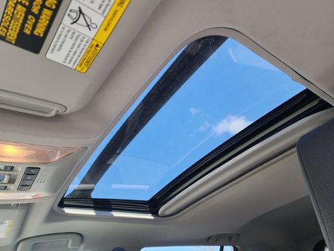 Used 2019 Toyota RAV4 XLE w/ Convenience Package image 26