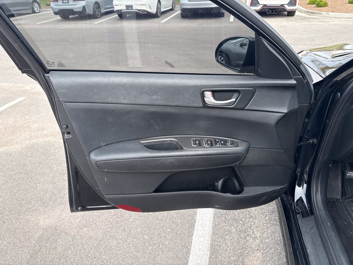 Used 2019 Kia Optima S w/ S Panoramic Sunroof Package FWD image 8