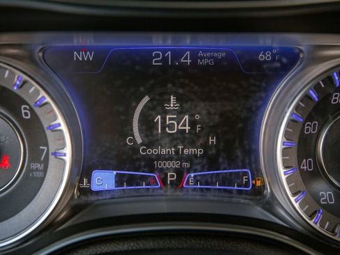 Used 2019 Chrysler 300 Touring L w/ Quick Order Package 22F image 18