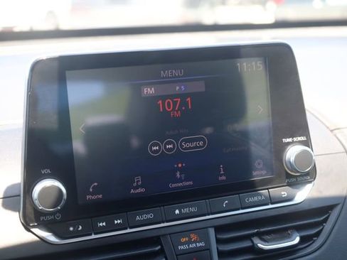 Used 2020 Nissan Altima 2.5 SR w/ Premium Package FWD image 16