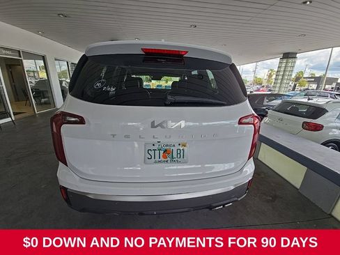 Used 2025 Kia Telluride S FWD image 7