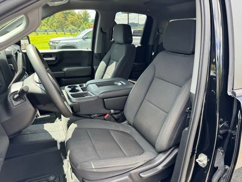 Used 2020 Chevrolet Silverado 1500 Custom Trail Boss w/ Custom Convenience Package image 6