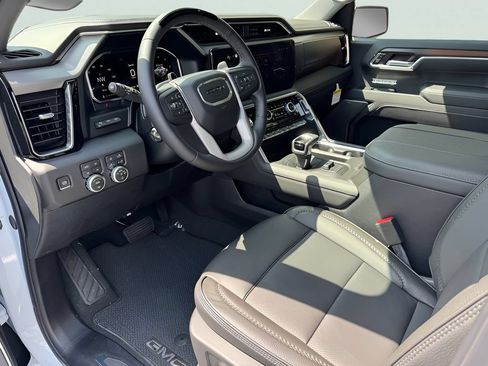 New 2026 GMC Sierra 1500 Denali AWD/4WD image 7