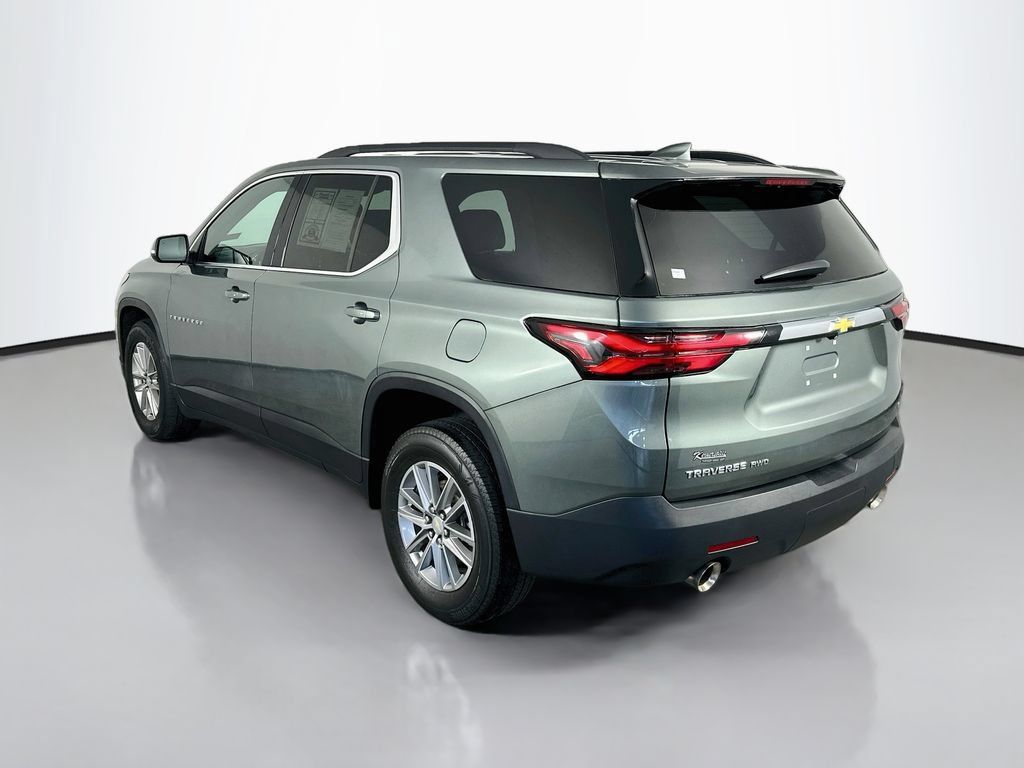 Used 2023 Chevrolet Traverse LT AWD/4WD image 5