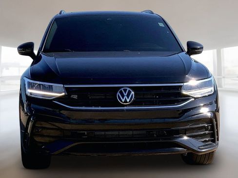 Used 2024 Volkswagen Tiguan SE R-Line w/ MDO Package, Two-Row AWD/4WD image 3