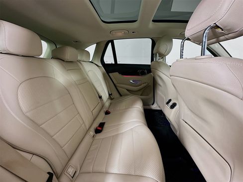 Certified 2021 Mercedes-Benz GLC 300 GLC 300 image 29