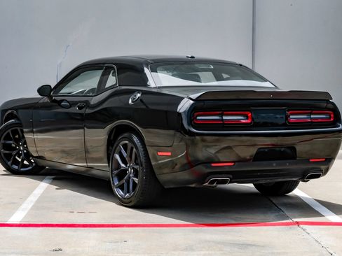 Used 2021 Dodge Challenger GT w/ Blacktop Package RWD image 10